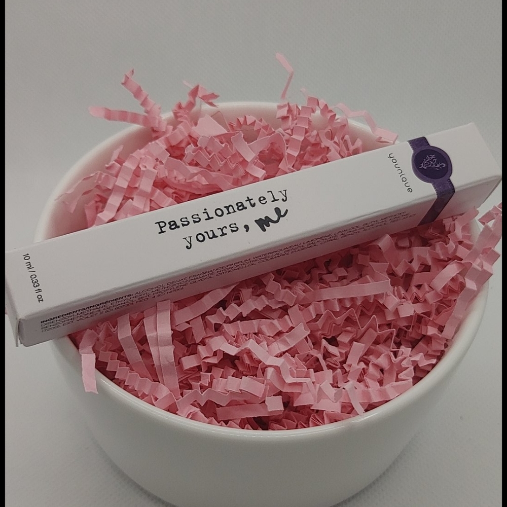 Younique Passionately Yours Roller Ball Fragrance